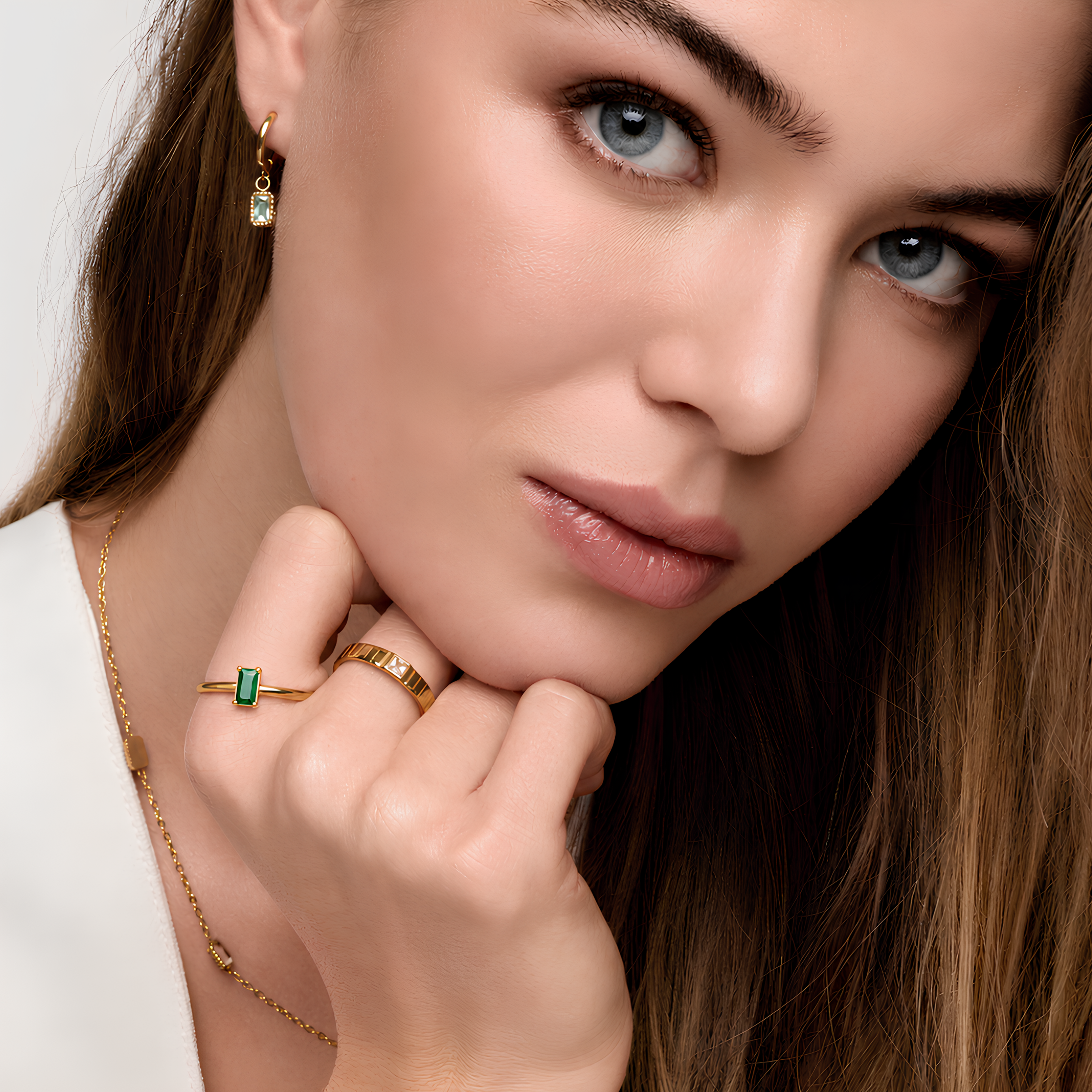 Aurora Crystal Ring