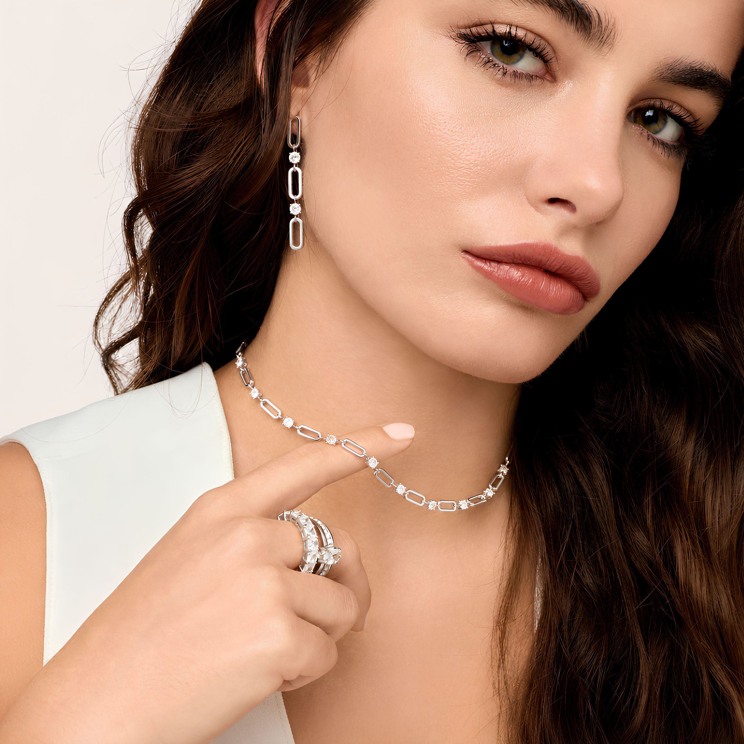 Sparkling Link Necklace